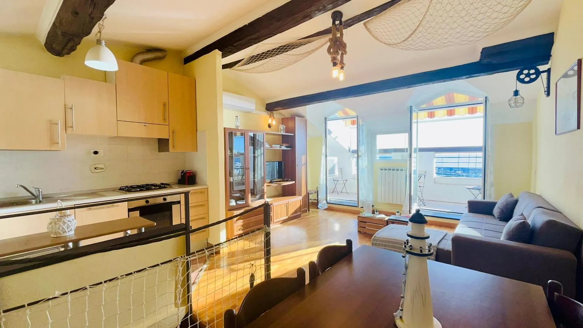 Maison Du Port Vieux Apartment Sanremo Italy