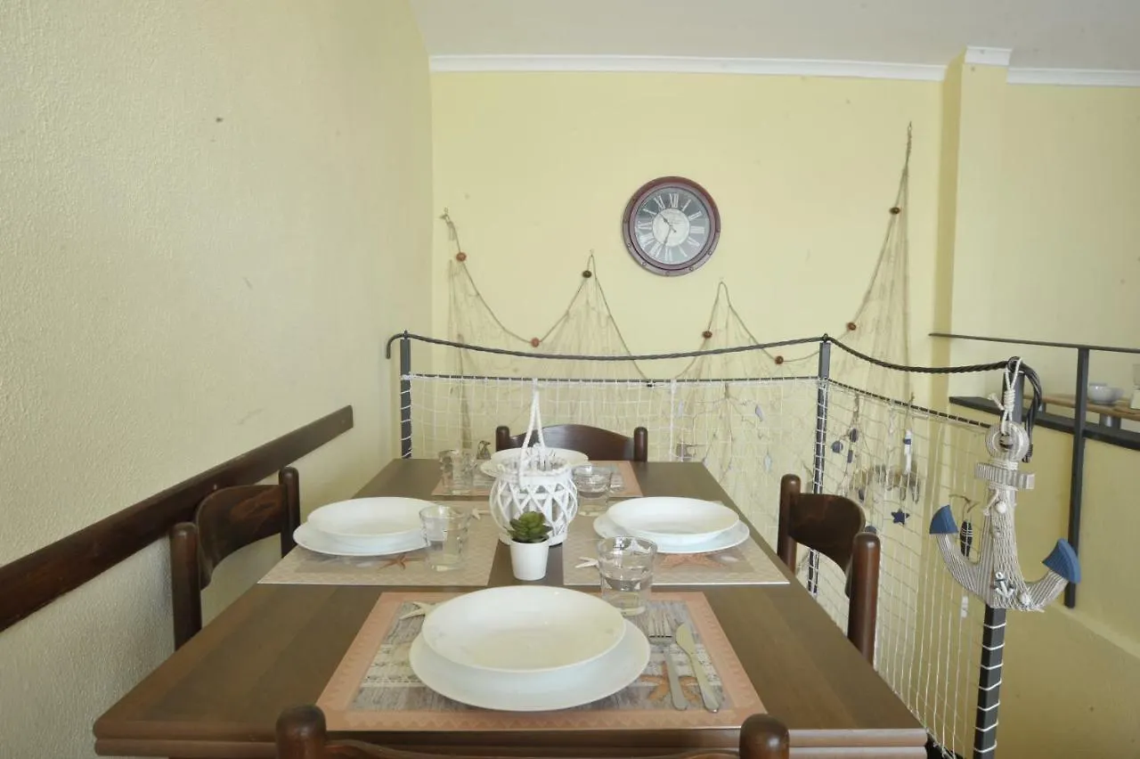 Maison Du Port Vieux Apartment Sanremo 0*,