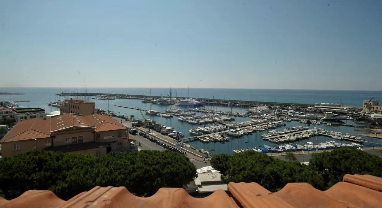 Maison Du Port Vieux Apartment Sanremo