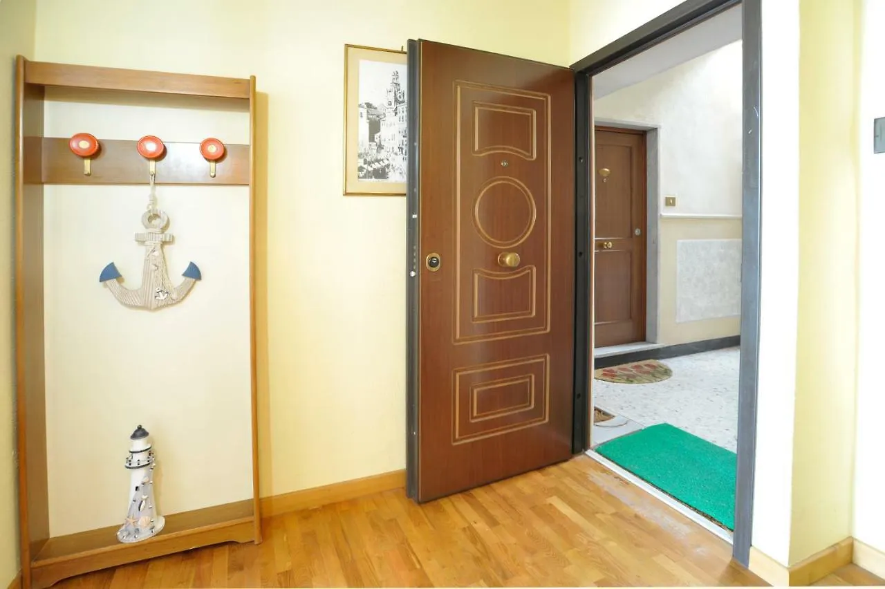 Maison Du Port Vieux Apartment Sanremo Italy