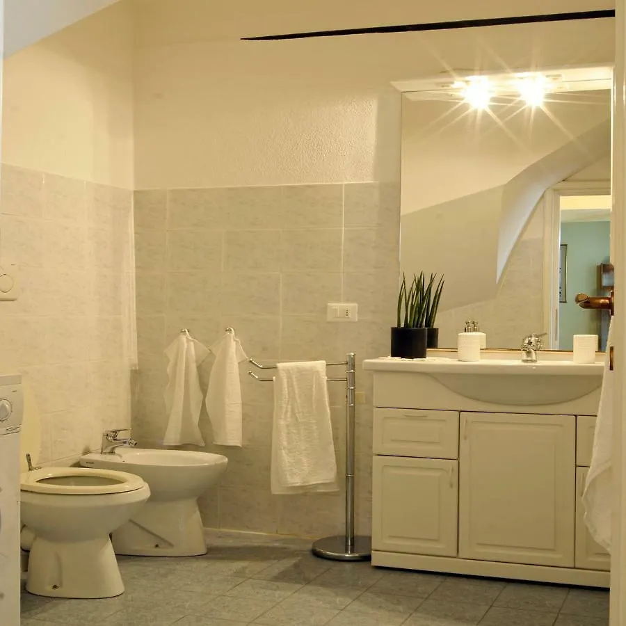 Maison Du Port Vieux Apartment Sanremo